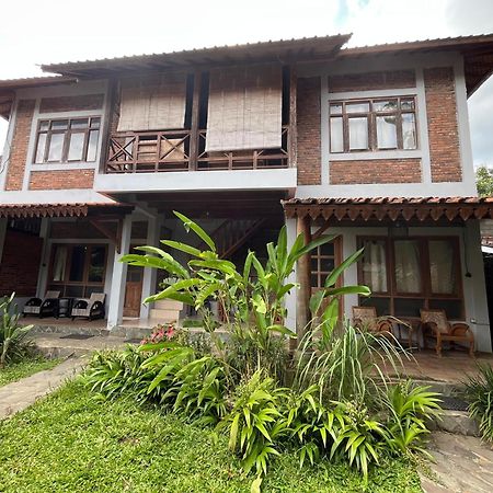 Saka Homestay Boutique & Cafe Magelang Zewnętrze zdjęcie