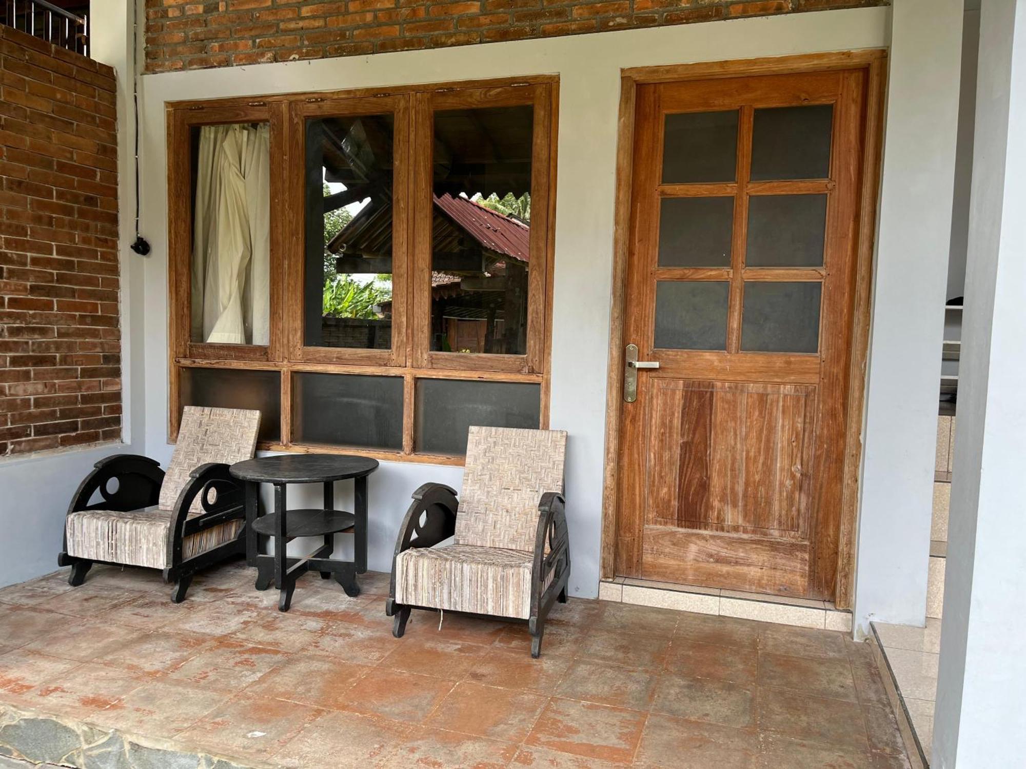 Saka Homestay Boutique & Cafe Magelang Zewnętrze zdjęcie